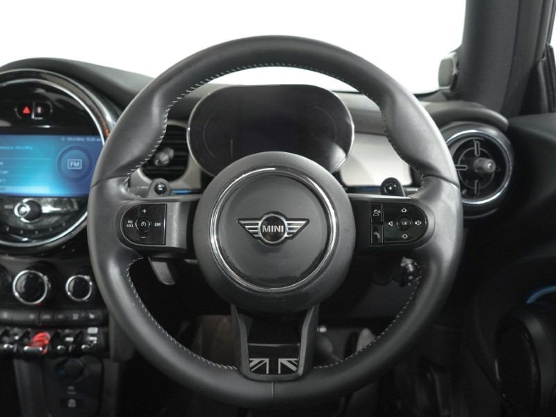 2023 (73) MINI HATCHBACK 2.0 Cooper S Exclusive 3dr 5501735