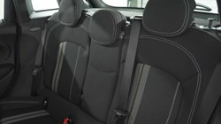 2020 (70) MINI HATCHBACK 1.5 Cooper Sport II 5dr 5510424