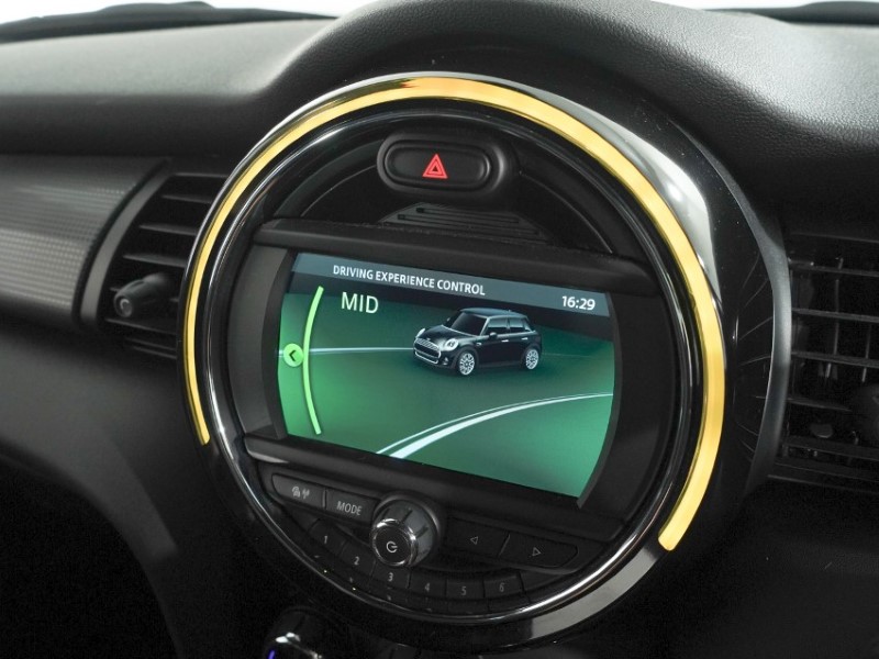 2020 (70) MINI HATCHBACK 1.5 Cooper Sport II 5dr 5510461
