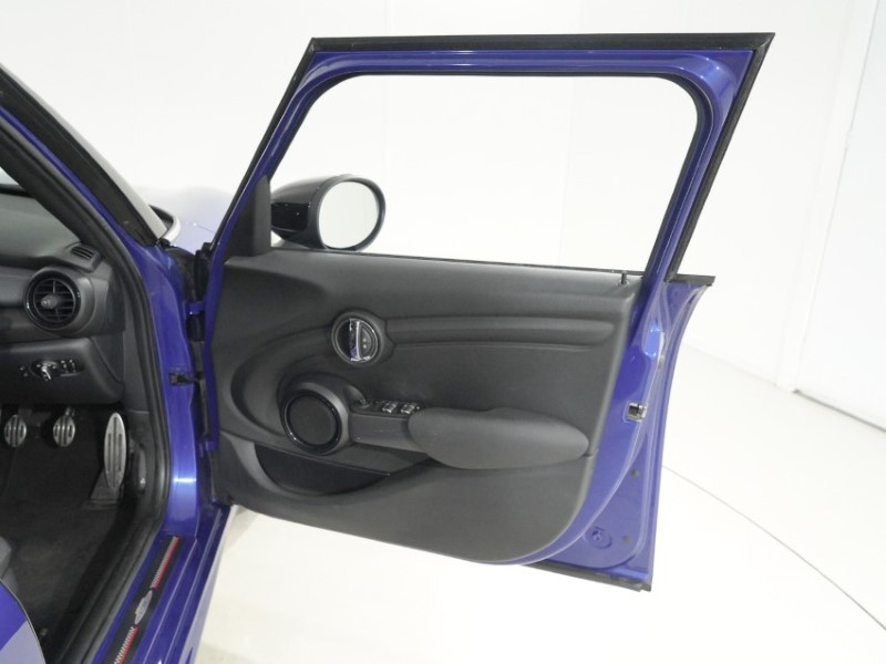 2020 (70) MINI HATCHBACK 1.5 Cooper Sport II 5dr 5510438