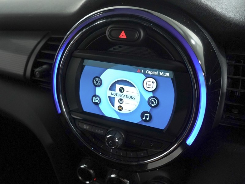 2020 (70) MINI HATCHBACK 1.5 Cooper Sport II 5dr 5510455