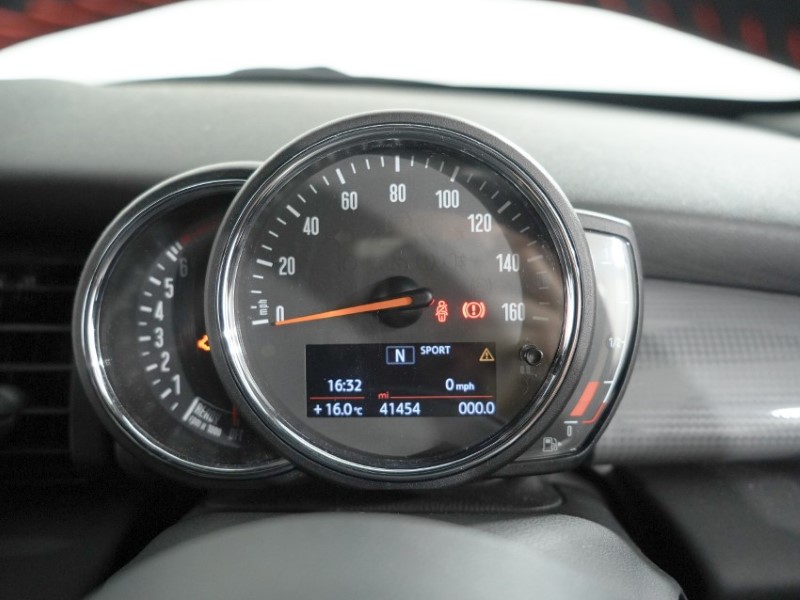 2020 (70) MINI HATCHBACK 1.5 Cooper Sport II 5dr 5510470