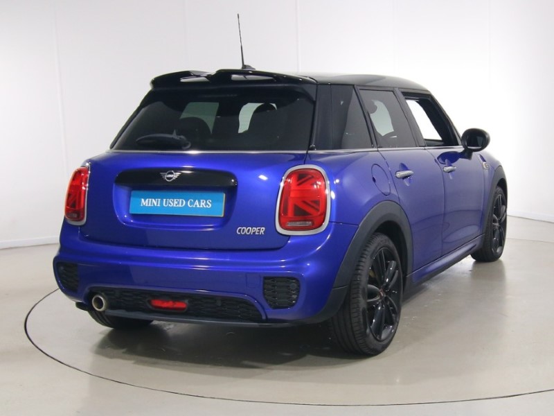 2020 (70) MINI HATCHBACK 1.5 Cooper Sport II 5dr 5510478