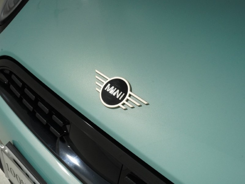2024 (74) MINI COOPER 1.5 C Classic 3dr Auto 5509957