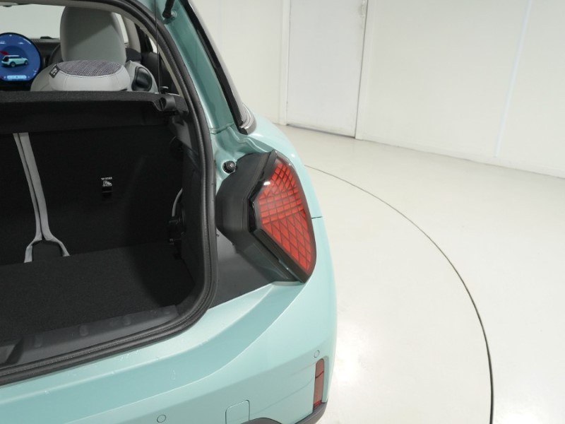 2024 (74) MINI COOPER 1.5 C Classic 3dr Auto 5509947