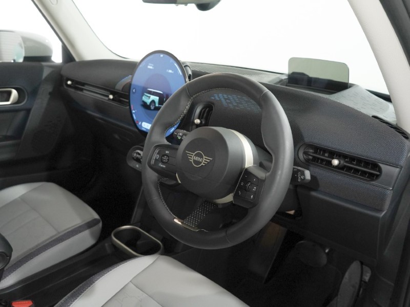 2024 (74) MINI COOPER 1.5 C Classic 3dr Auto 5509940