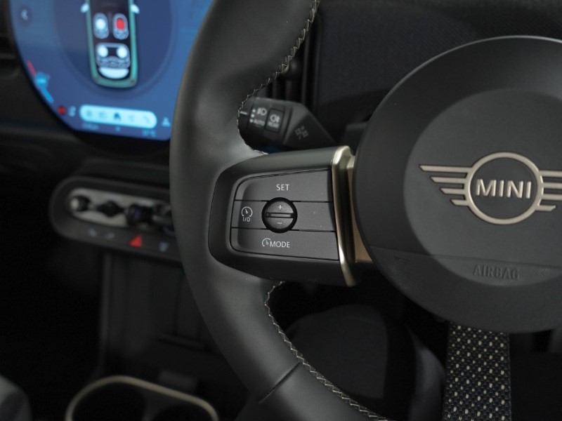 2024 (74) MINI COOPER 1.5 C Classic 3dr Auto 5509959