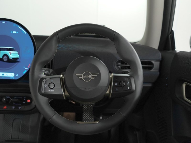 2024 (74) MINI COOPER 1.5 C Classic 3dr Auto 5509953