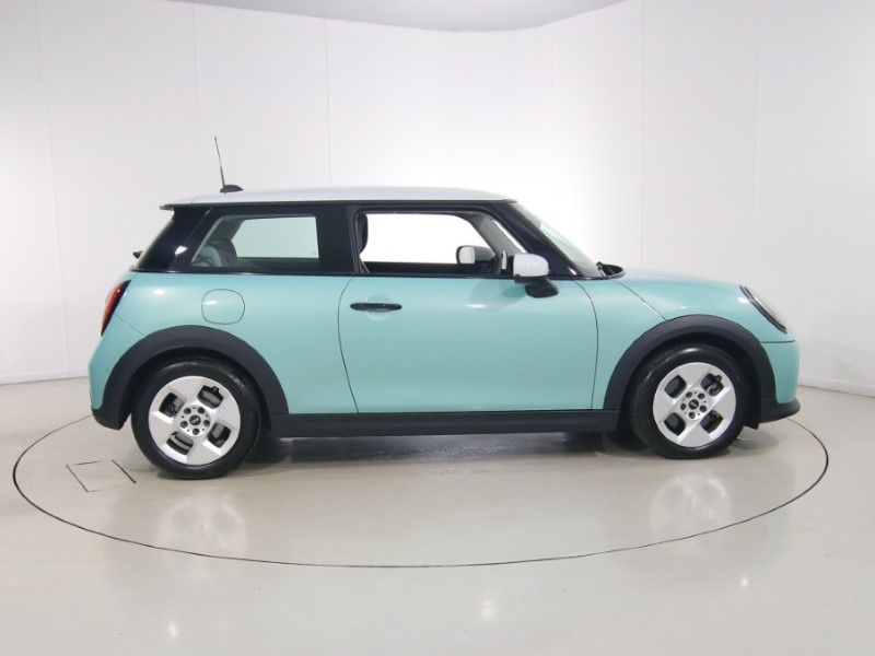 2024 (74) MINI COOPER 1.5 C Classic 3dr Auto 5509993