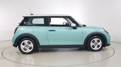 2024 (74) MINI COOPER 1.5 C Classic 3dr Auto 5509993
