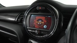 2019 (19) MINI HATCHBACK 2.0 Cooper S Sport II 3dr Auto 5499341