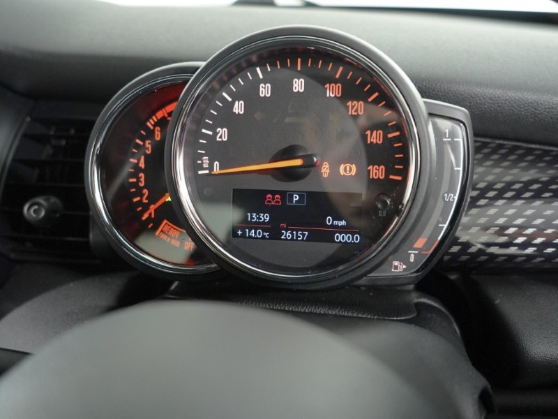 2019 (19) MINI HATCHBACK 2.0 Cooper S Sport II 3dr Auto 5499337