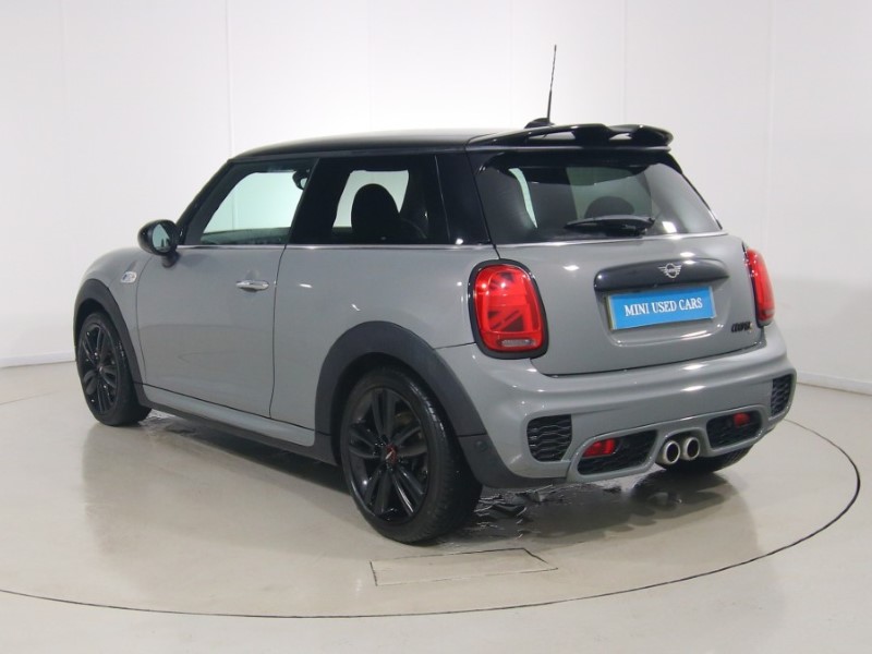2019 (19) MINI HATCHBACK 2.0 Cooper S Sport II 3dr Auto 5499362