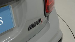 2019 (19) MINI HATCHBACK 2.0 Cooper S Sport II 3dr Auto 5499310