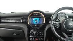 2019 (19) MINI HATCHBACK 2.0 Cooper S Sport II 3dr Auto 5499318