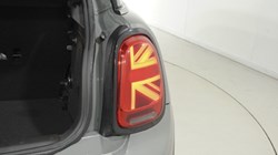 2019 (19) MINI HATCHBACK 2.0 Cooper S Sport II 3dr Auto 5499312