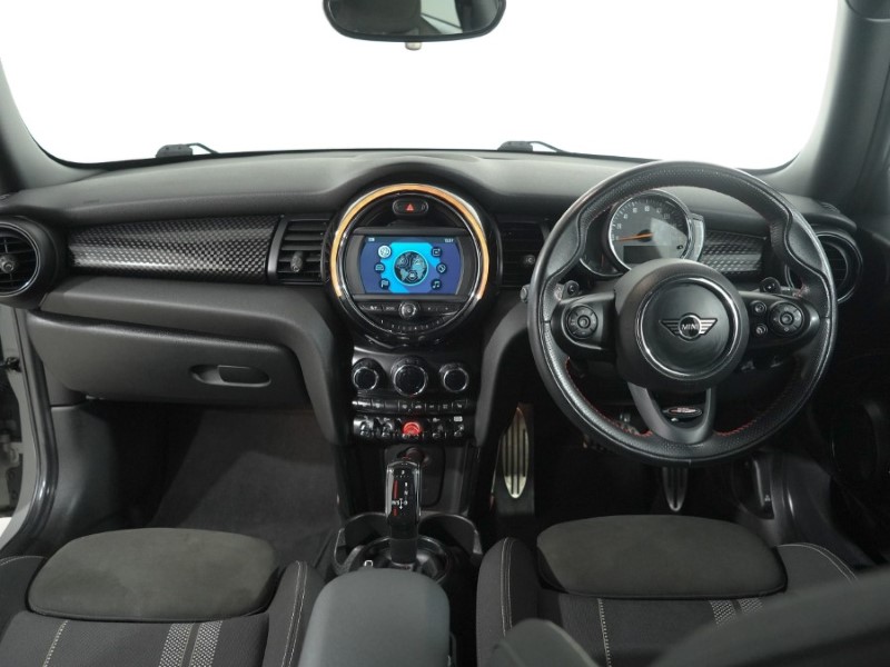 2019 (19) MINI HATCHBACK 2.0 Cooper S Sport II 3dr Auto 5499317