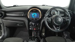 2019 (19) MINI HATCHBACK 2.0 Cooper S Sport II 3dr Auto 5499317