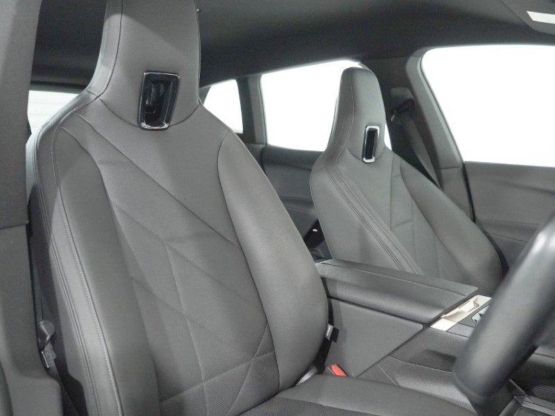 2023 (23) BMW iX 240kW xDrive40 M Sport 76.6kWh 5dr Auto 5503674