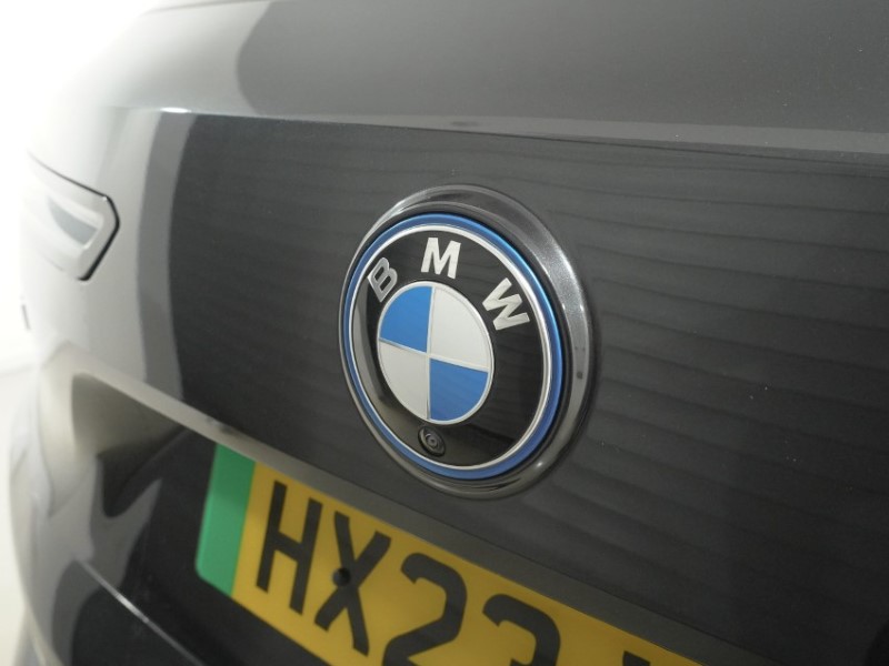 2023 (23) BMW iX 240kW xDrive40 M Sport 76.6kWh 5dr Auto 5503647