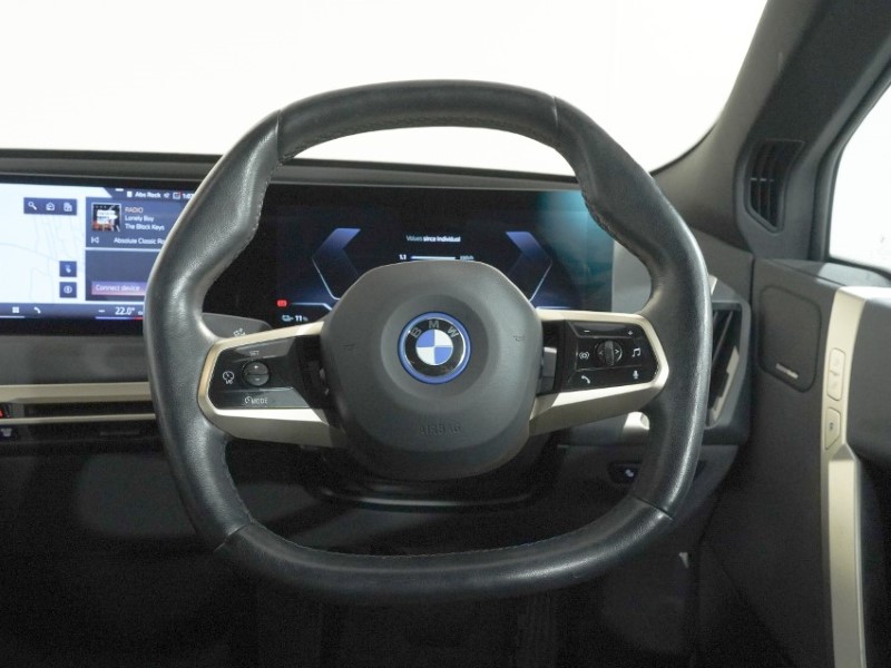 2023 (23) BMW iX 240kW xDrive40 M Sport 76.6kWh 5dr Auto 5503664