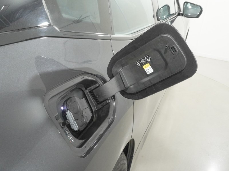 2023 (23) BMW iX 240kW xDrive40 M Sport 76.6kWh 5dr Auto 5503672