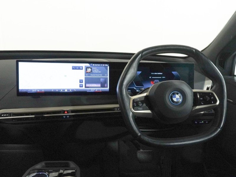 2023 (23) BMW iX 240kW xDrive40 M Sport 76.6kWh 5dr Auto 5503661