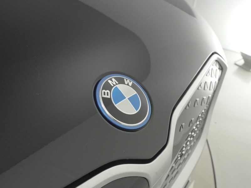 2024 (24) BMW iX1 230kW xDrive30 xLine 65kWh 5dr Auto 5517924