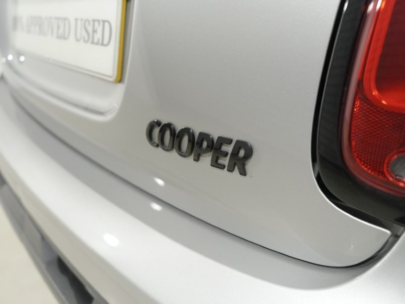 2023 (23) MINI HATCHBACK 1.5 Cooper Sport 3dr Auto 5507532