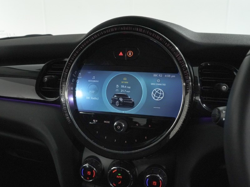 2023 (73) MINI HATCHBACK 1.5 Cooper Classic Premium 5dr Auto 5519534