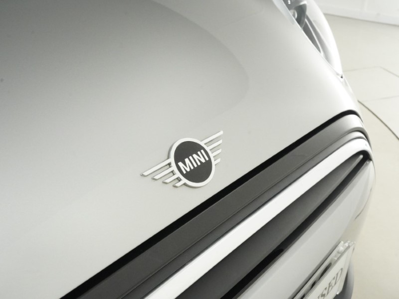 2023 (73) MINI HATCHBACK 1.5 Cooper Classic Premium 5dr Auto 5519528