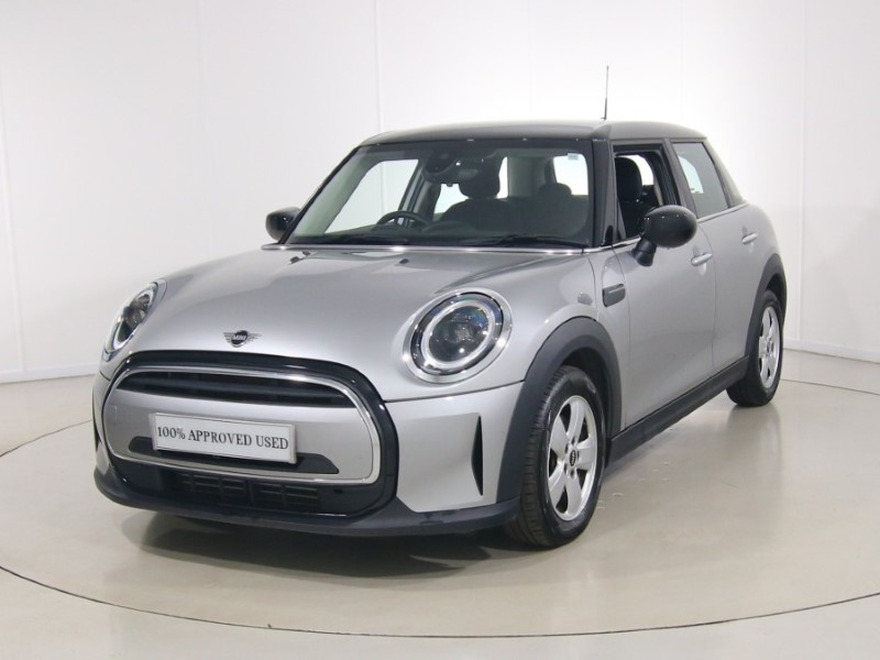 2023 (73) MINI HATCHBACK 1.5 Cooper Classic Premium 5dr Auto 5519554