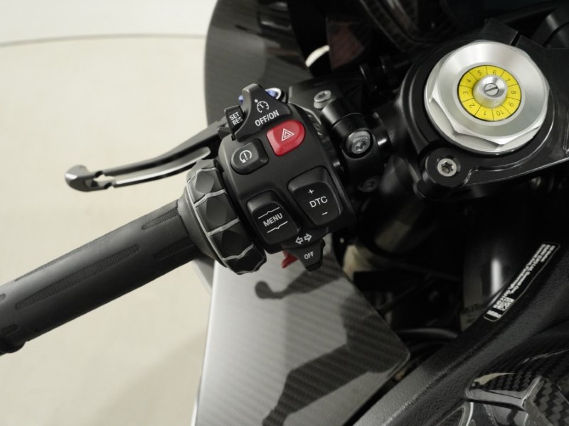2024 (24) BMW Motorrad M 1000 RR  Comp Pack (25Y) 5545159