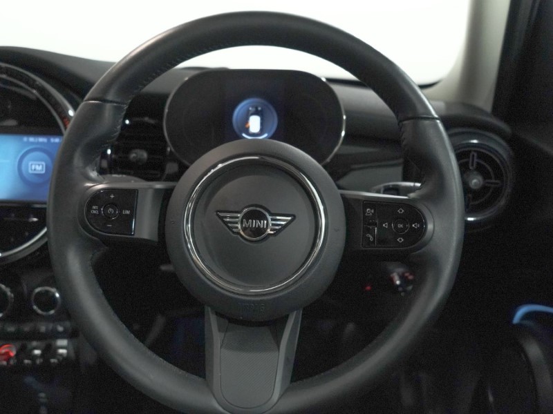 2023 (73) MINI HATCHBACK 1.5 Cooper Classic 5dr 5526434