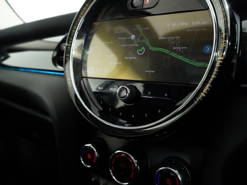 2023 (73) MINI HATCHBACK 1.5 Cooper Classic 5dr 5526444