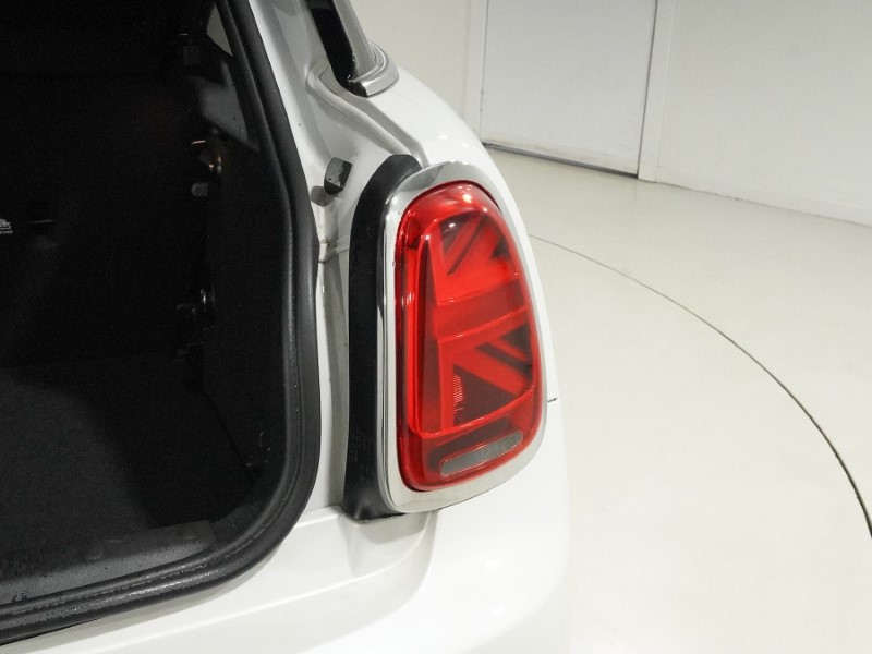 2023 (73) MINI HATCHBACK 1.5 Cooper Classic 5dr 5526426