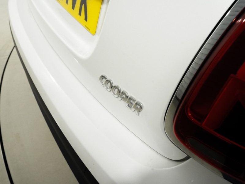 2023 (73) MINI HATCHBACK 1.5 Cooper Classic 5dr 5526423