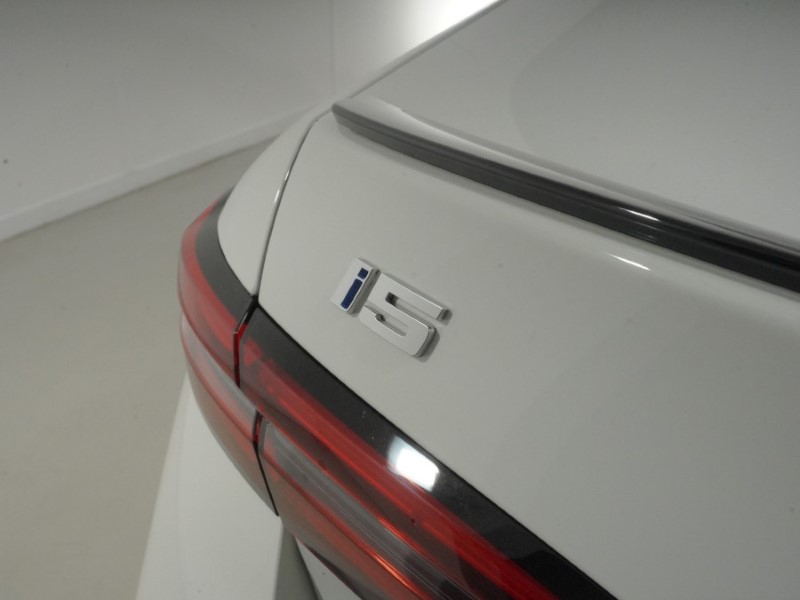 2024 (24) BMW I5 250kW eDrive40 M Sport Pro 84kWh 4dr Auto 5526327