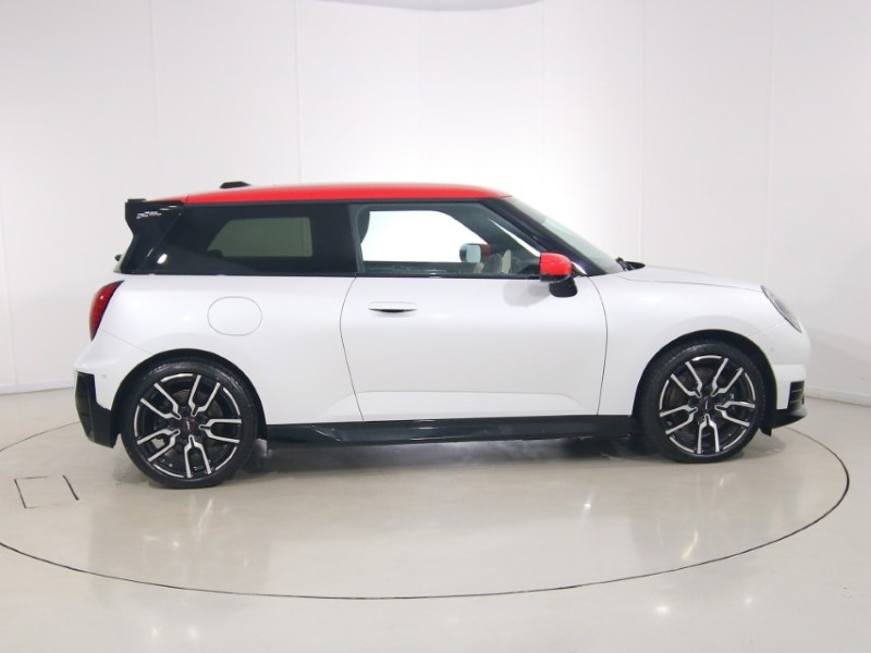 2024 (74) MINI COOPER 160kW SE Sport 54kWh 3dr Auto 5532525