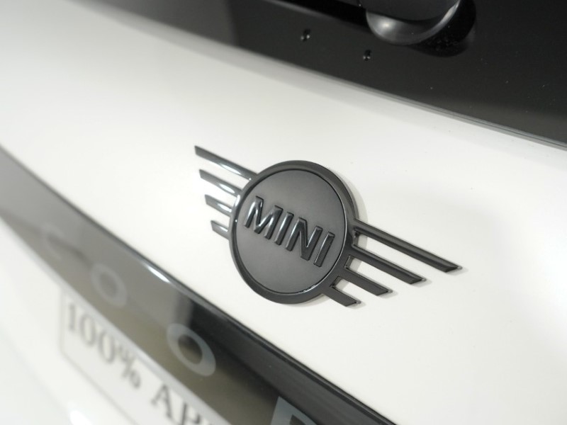 2024 (74) MINI COOPER 160kW SE Sport 54kWh 3dr Auto 5532459