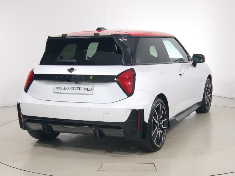 2024 (74) MINI COOPER 160kW SE Sport 54kWh 3dr Auto 5532524