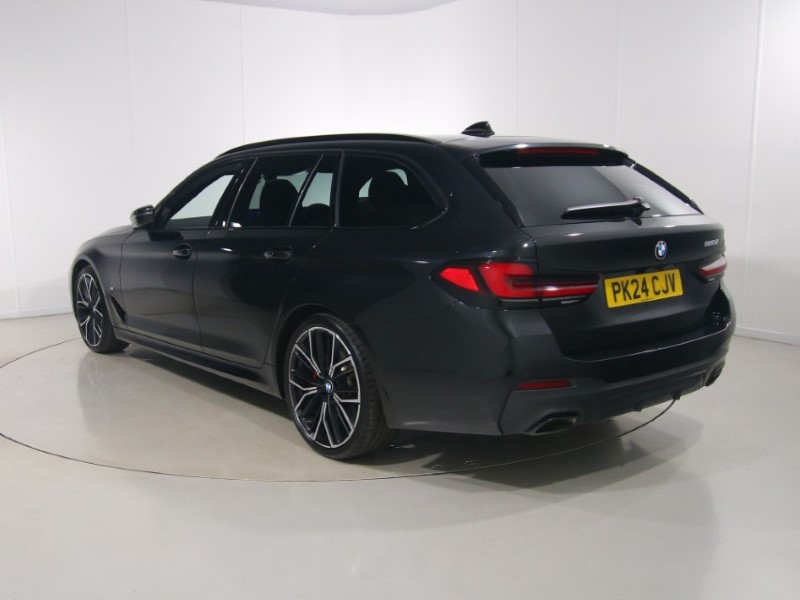 2024 (24) BMW 5 SERIES 520d MHT M Sport 5dr Step Auto