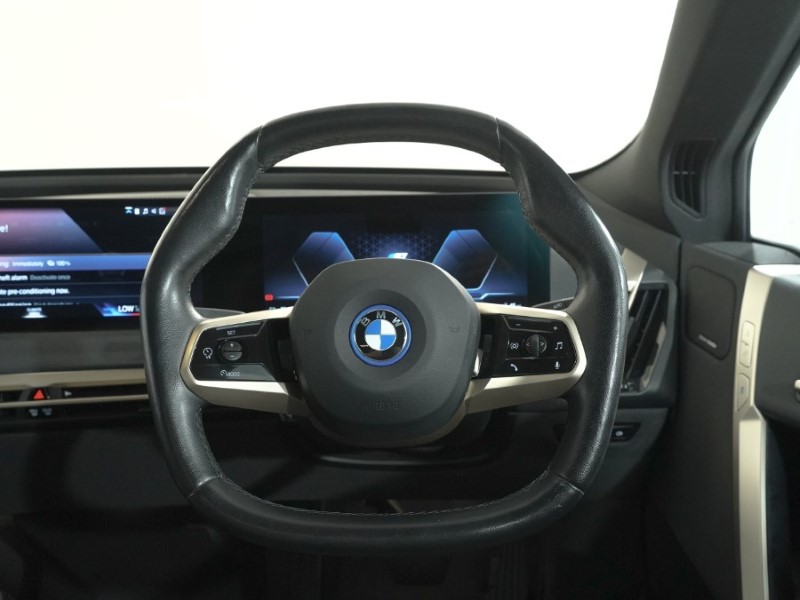 2022 (22) BMW iX 240kW xDrive40 M Sport 76.6kWh 5dr Auto 5535991