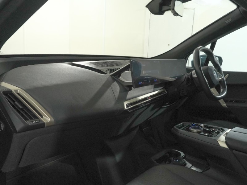 2022 (22) BMW iX 240kW xDrive40 M Sport 76.6kWh 5dr Auto 5535984