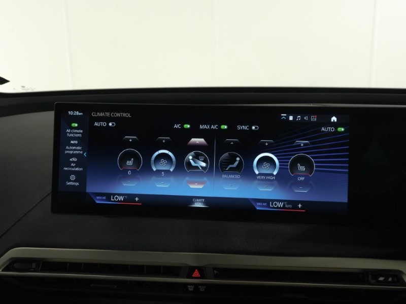 2022 (22) BMW iX 240kW xDrive40 M Sport 76.6kWh 5dr Auto 5536006