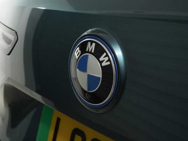 2022 (22) BMW iX 240kW xDrive40 M Sport 76.6kWh 5dr Auto 5535994
