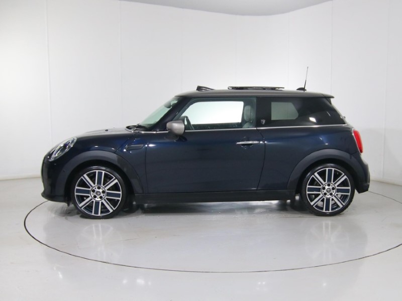 2021 (21) MINI HATCHBACK 1.5 Cooper Exclusive 3dr Auto 5553272