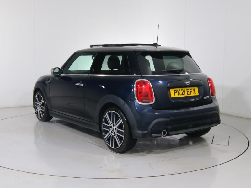 2021 (21) MINI HATCHBACK 1.5 Cooper Exclusive 3dr Auto 5553273