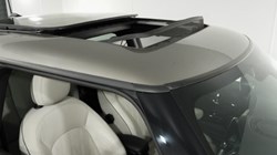 2021 (21) MINI HATCHBACK 1.5 Cooper Exclusive 3dr Auto 5553268