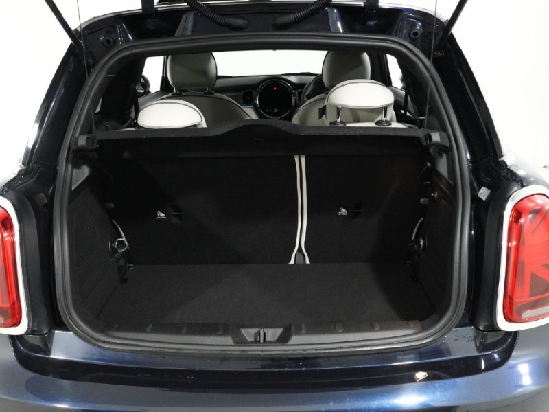 2021 (21) MINI HATCHBACK 1.5 Cooper Exclusive 3dr Auto 5553218